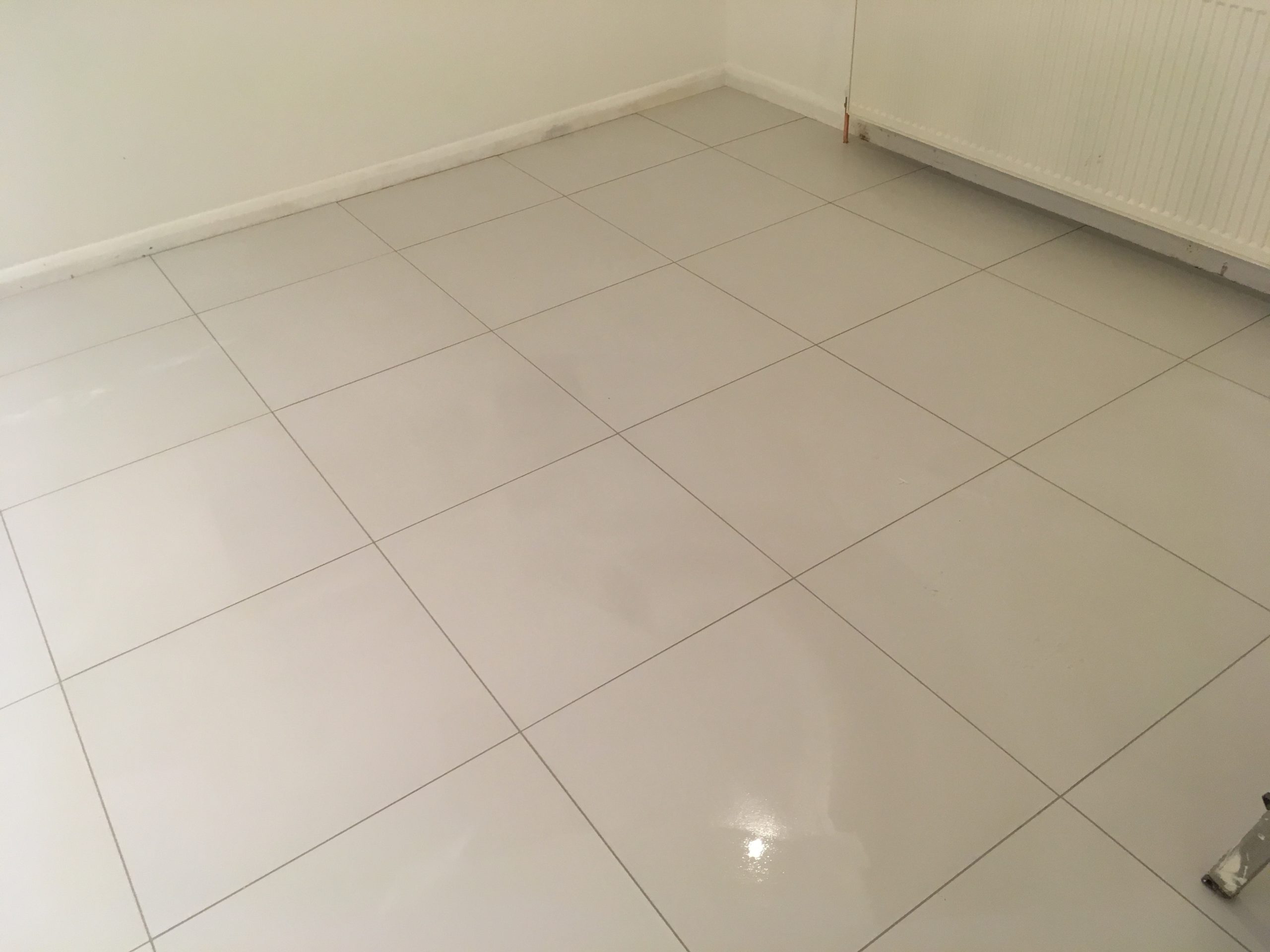 White colored Porcelain Tiles good for Coastal Homes