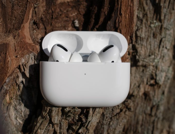 How to turn off siri on airpods