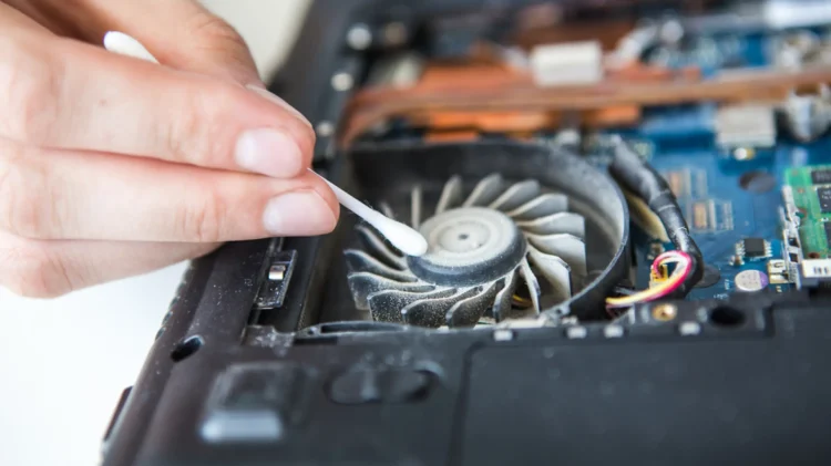 8 Examples of Hazards That Cause Laptop Problems