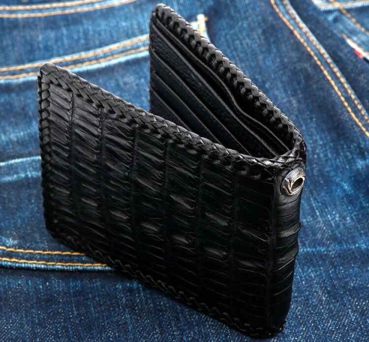 Best Biker Wallets for Your Style 2024 - Be Prepared for the Ride!