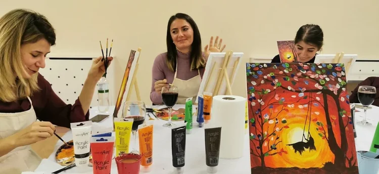 7 Surprising Benefits of Paint and Sip Classes