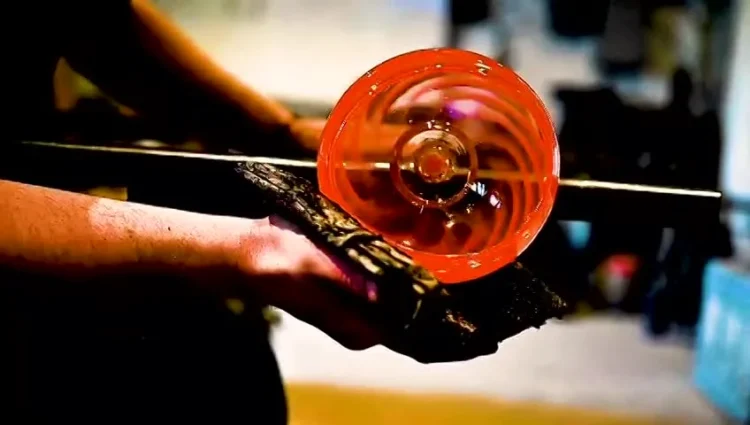IS Glass Blowing A Profitable Side Hustle? 5 Things To Know