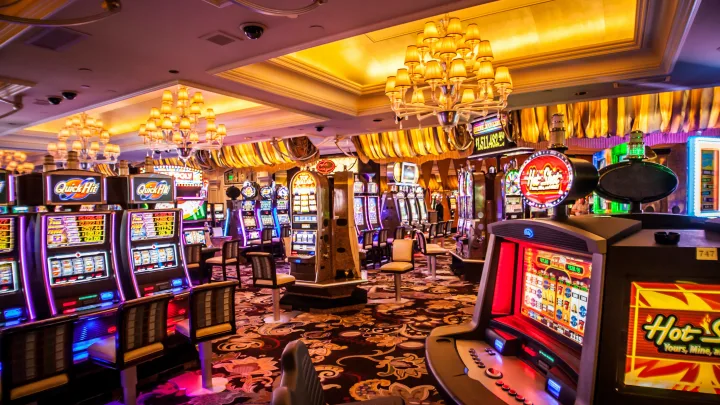 5 Ways to Make Yourself a Good Living Playing Slots
