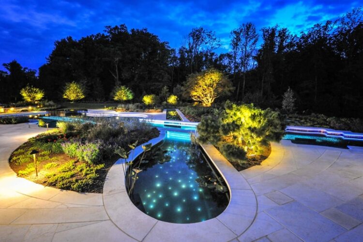 4 Lighting Ideas to Illuminate Your Backyard Swimming Pool