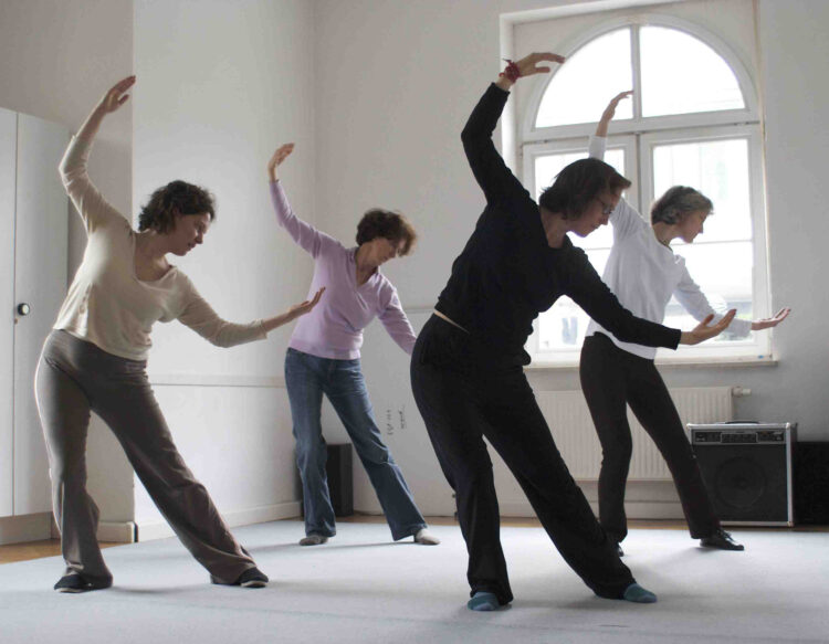 Can You Learn Qigong Online By Yourself?