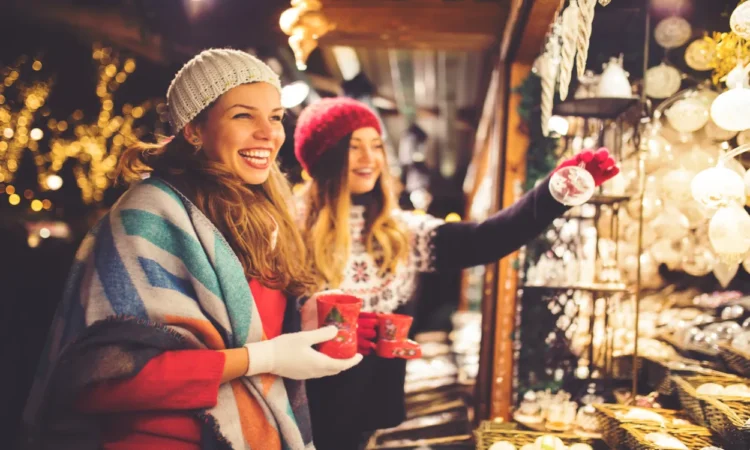 10 Tricks For Saving While Shopping During The Holiday Season