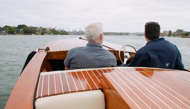 7 Tips for Buying a Classic Boat Online: Is it Safe?