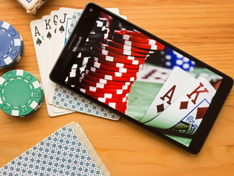 Online Casinos vs. Land-Based Casinos: Pros and Cons