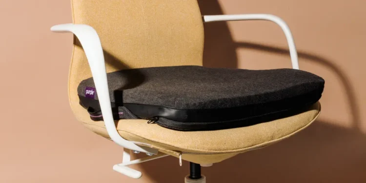 The Best Office Chair for Short People: A Comprehensive Guide