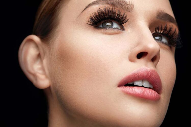 Complete 2024 Guide to Becoming a Certified Lash and Brow Technician