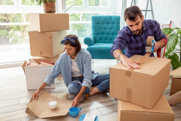 How to Make Moving Less Stressful:10 Tips and Strategies for a Smooth Relocation