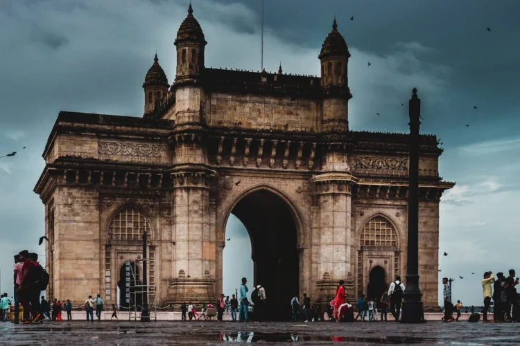 Best Tourist Attractions Places to Visit in Mumbai