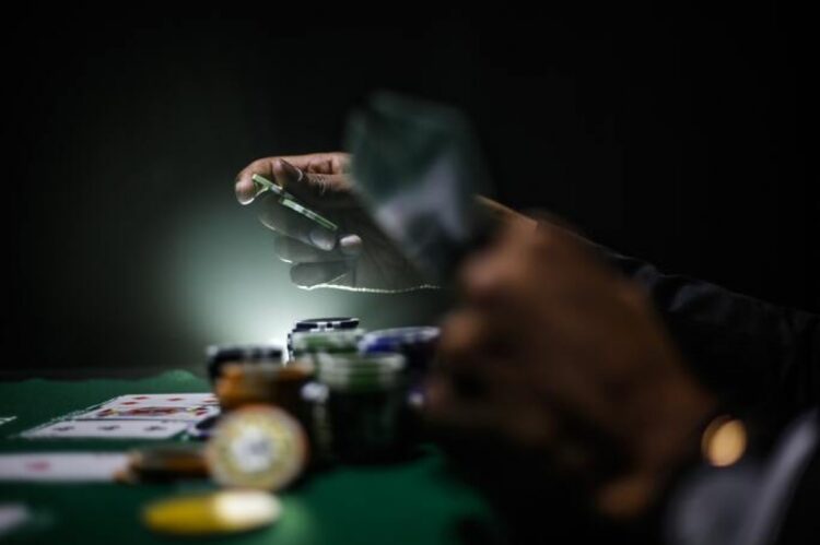 Navigating the Arab World's Online Gambling Landscape: Trends, Challenges, and Opportunities