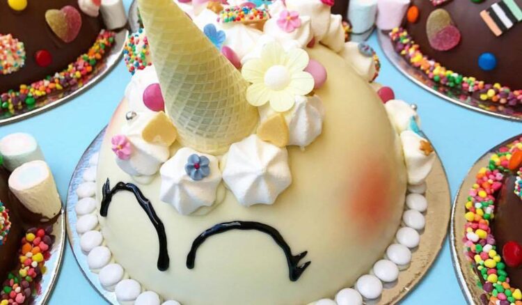 smash cakes in Sydney is the range of customisation