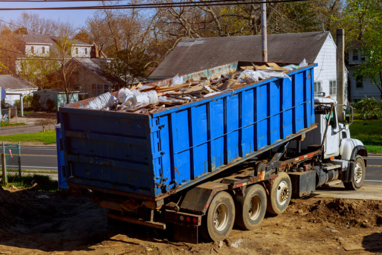 Diving Into The 2 Steps It Takes To Rent A Dumpster In Aurora, CO