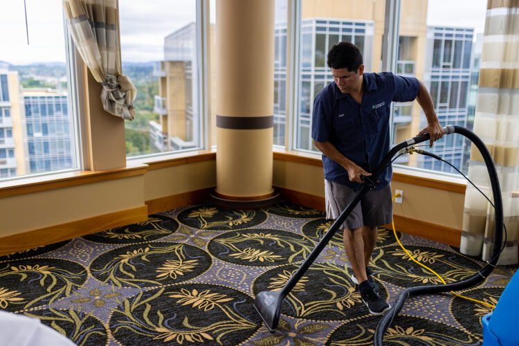 Commercial Carpet Cleaning for Property Managers: Maintaining Rental Units